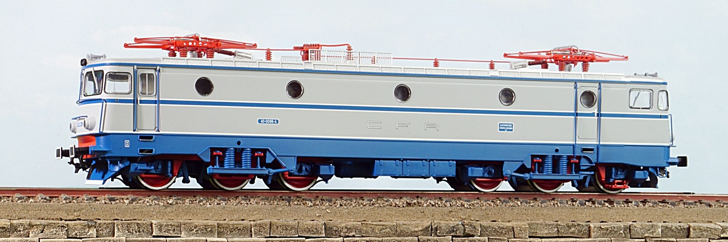 Locomotiva electrica 060 EA AF10011