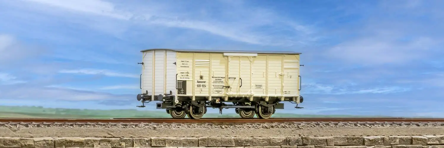 vagon inchis Brawa 49882