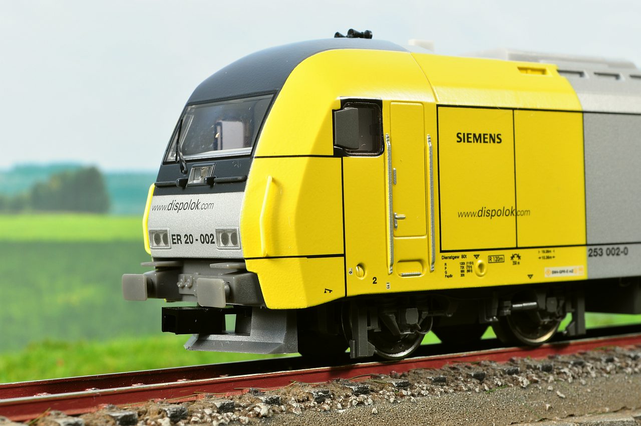 Trix 22087 Locomotive Diesel ER 20 – H0, DB, DCC/SX, époque 5, Neuve