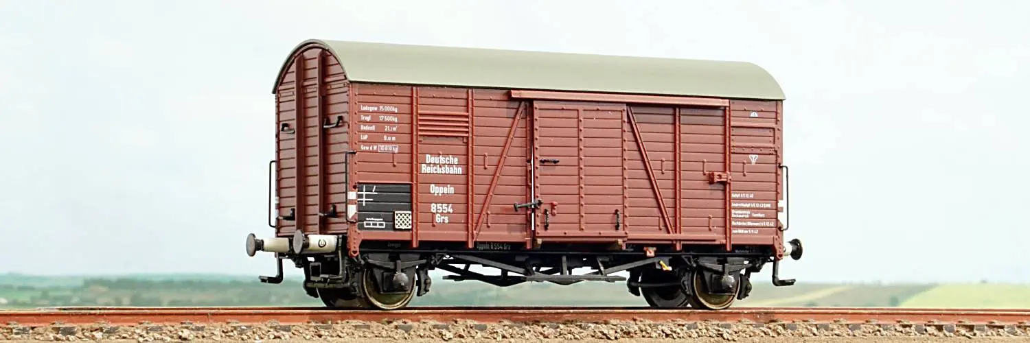 vagon marfa inchis Exact Train 20212