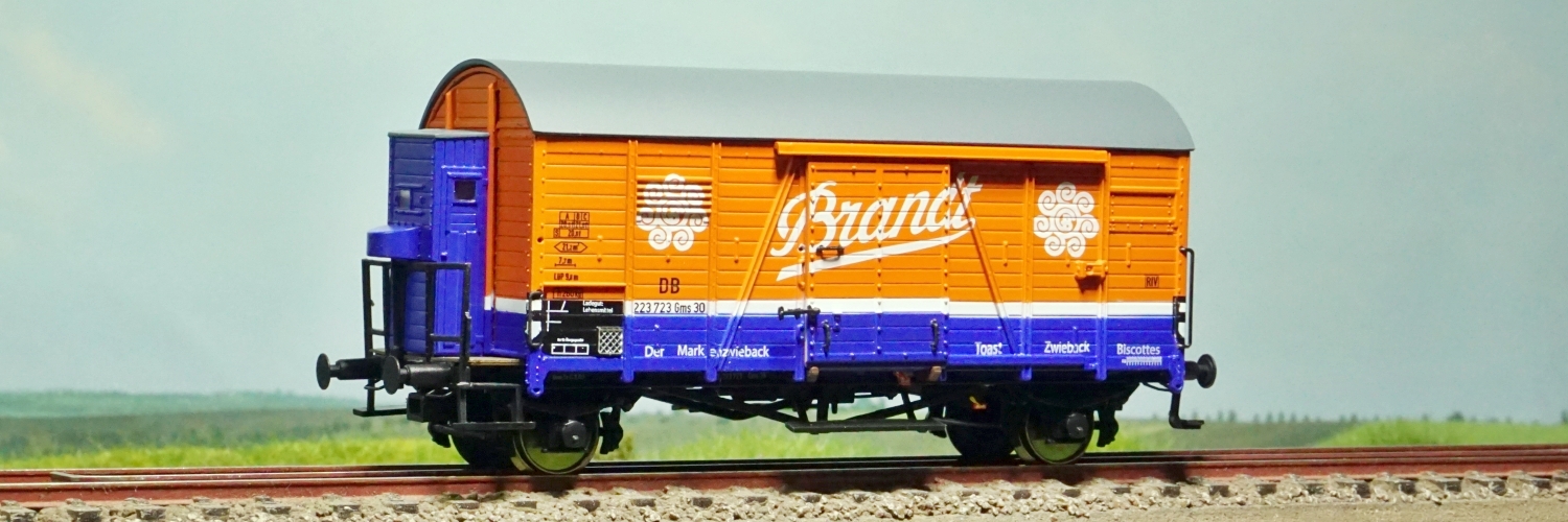 vagon marfa inchis Exact Train 20242