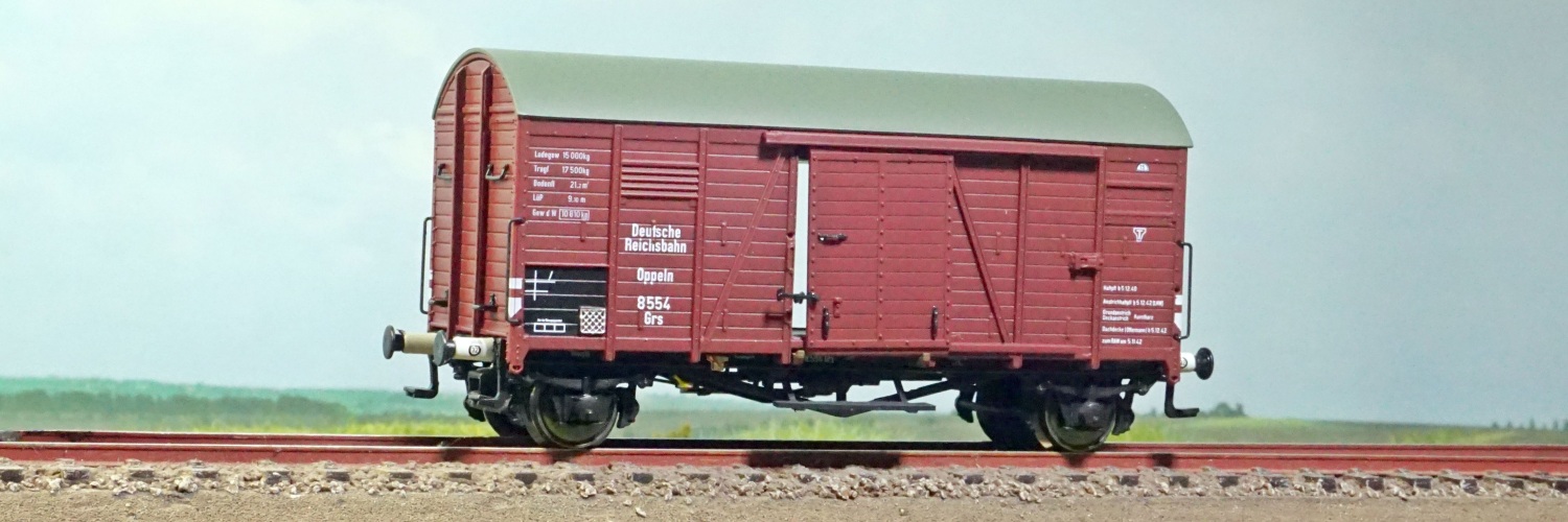 vagon marfa inchis Exact Train 20264