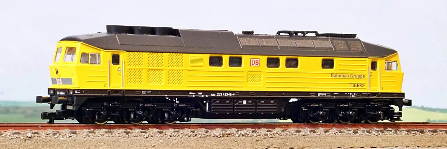 locomotiva diesel 233 493-6 scara TT